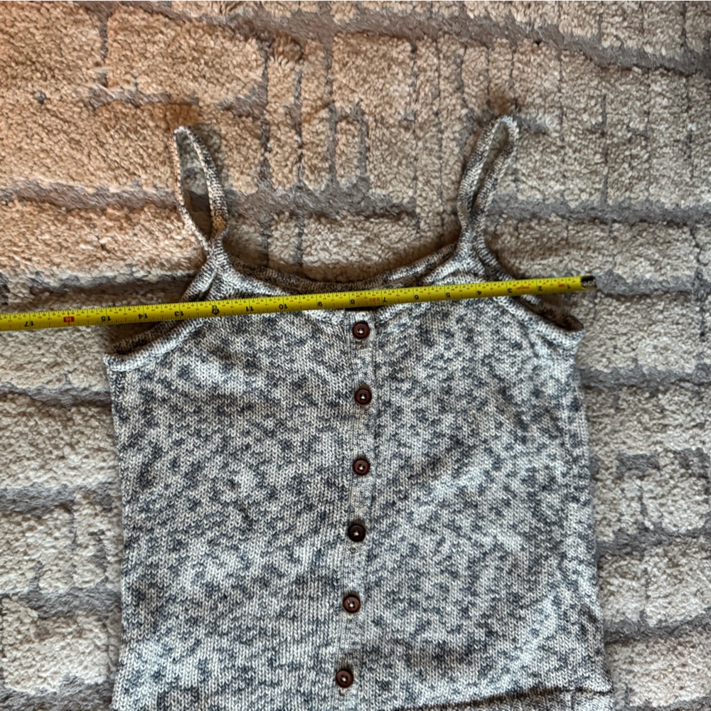 Madewell Gray Button-Up Knit Tank Top - Picture 5 of 8